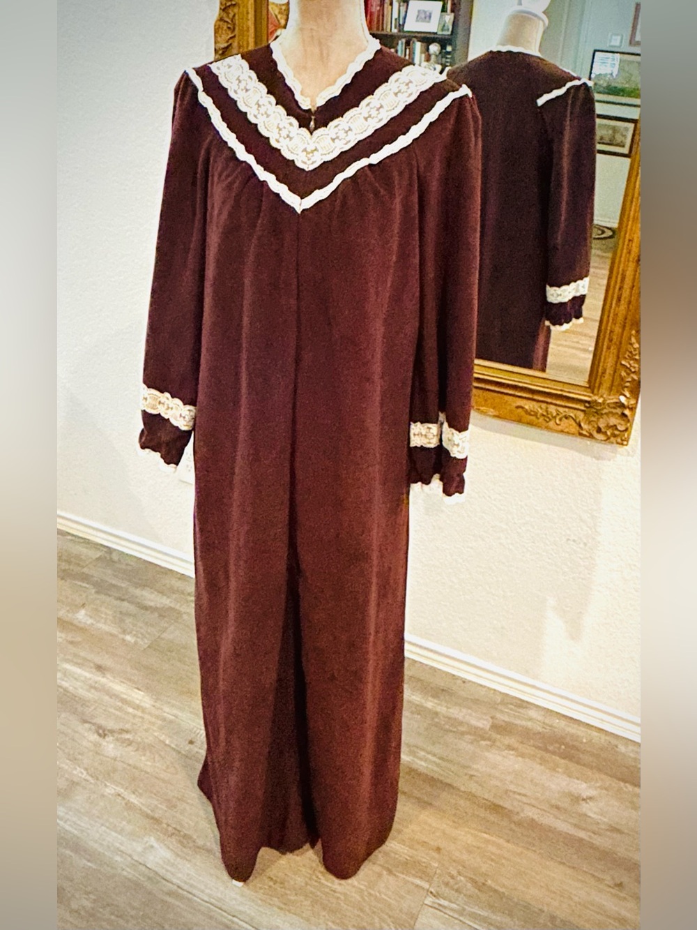 Vintage Grannycore Brown Maxi Length Zip Front House Coat Robe Lace Trim Sz M - Picture 1 of 8